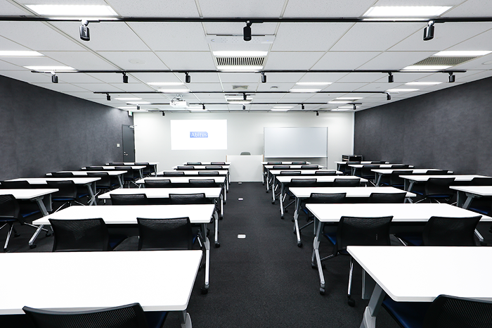 セミナールーム2